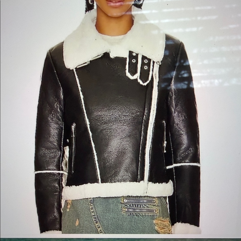 Superdown Genna Black Faux Leather Shearling Moto Jacket - Picture 8 of 8
